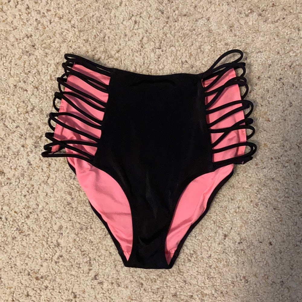 Bikini bottoms